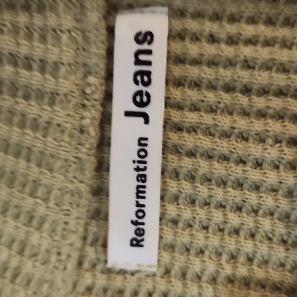 Reformation Olive Green Ribbed Sweatshirt - Picture 5 of 8